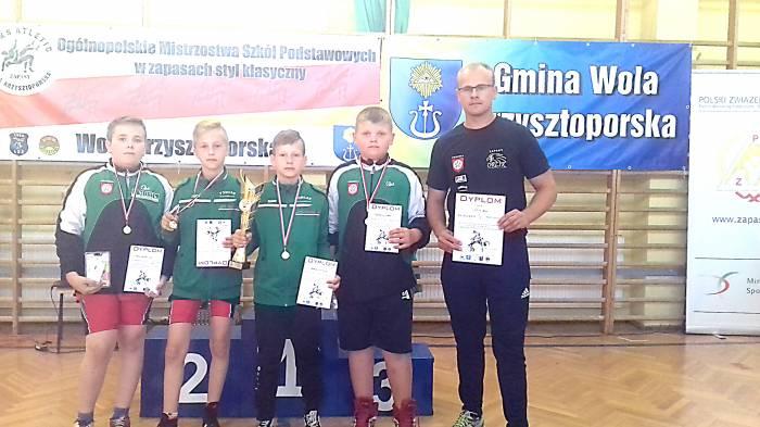 3 miejsce wśród 32 szkół
