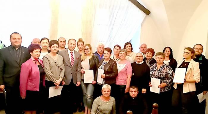 Dotacje dla organizacji pozarządowych