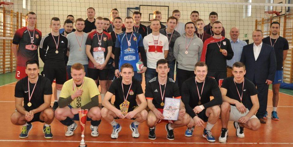 Siatkarze z Chlewisk wygrali w Orońsku