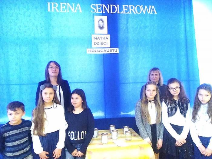 Pamięć o Irenie Sendlerowej