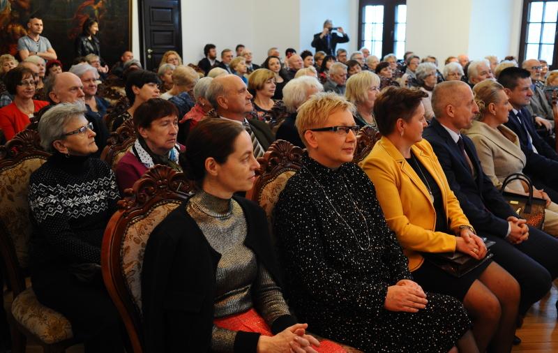 Nie tylko dla koneserów...