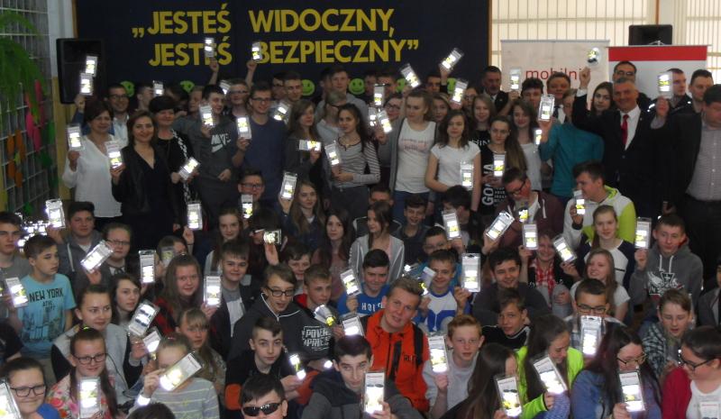 Gimnazjaliści bardziej bezpieczni...