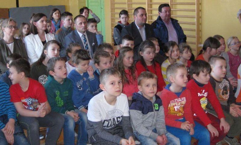 Uczniowie uczcili jubileusz 590-lecia