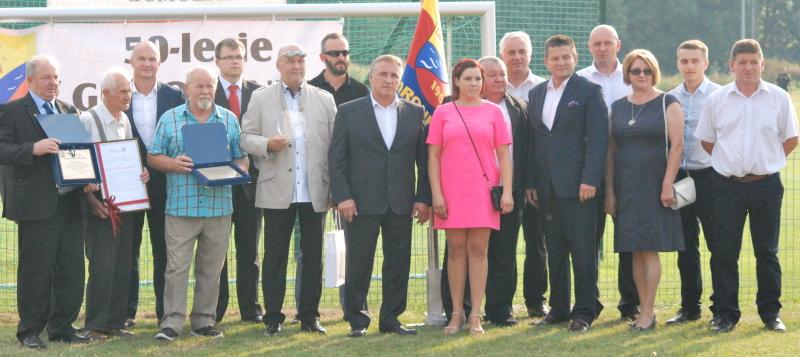 Na zmrożone szampany przyjdzie jeszcze czas