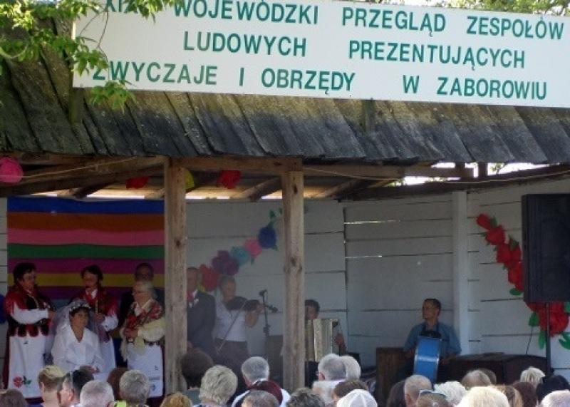 Zwyczaje i obrzędy