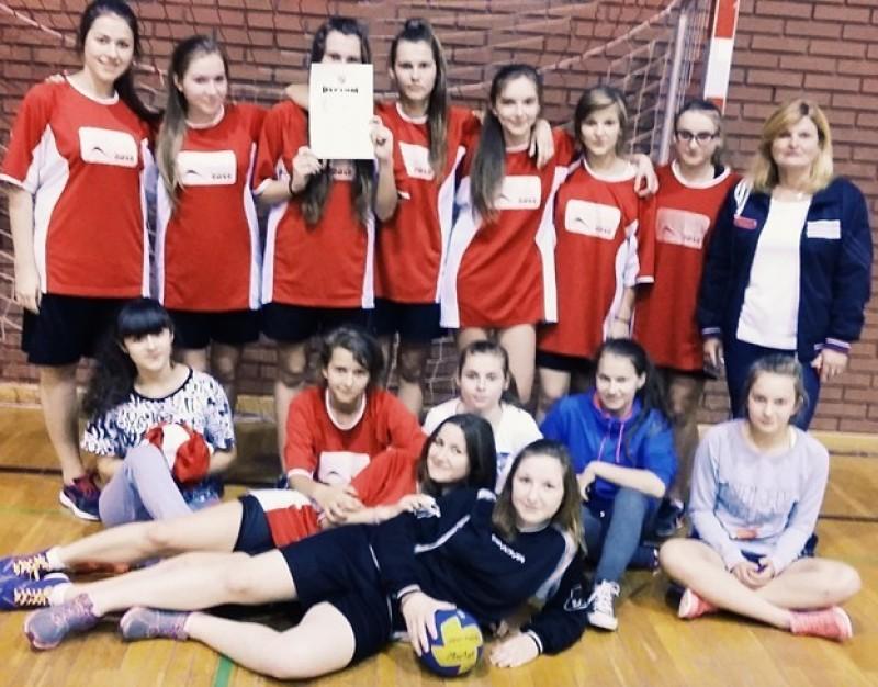 Zwycięstwo gimnazjalistek z Mirowa