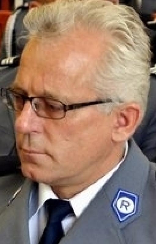 Patrole, edukacja i 