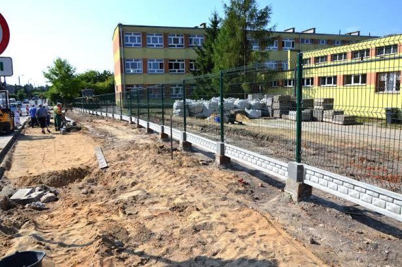 Trwa budowa zatoki postojowej