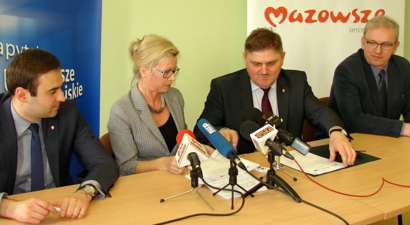 Dostaną 750 tys.