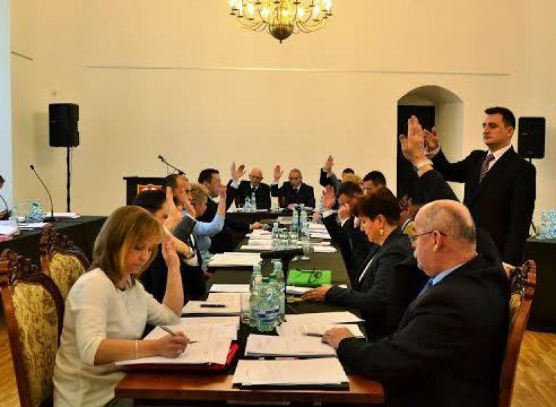 Rada Miejska w Szydłowcu przyjęła budżet na 2015 rok