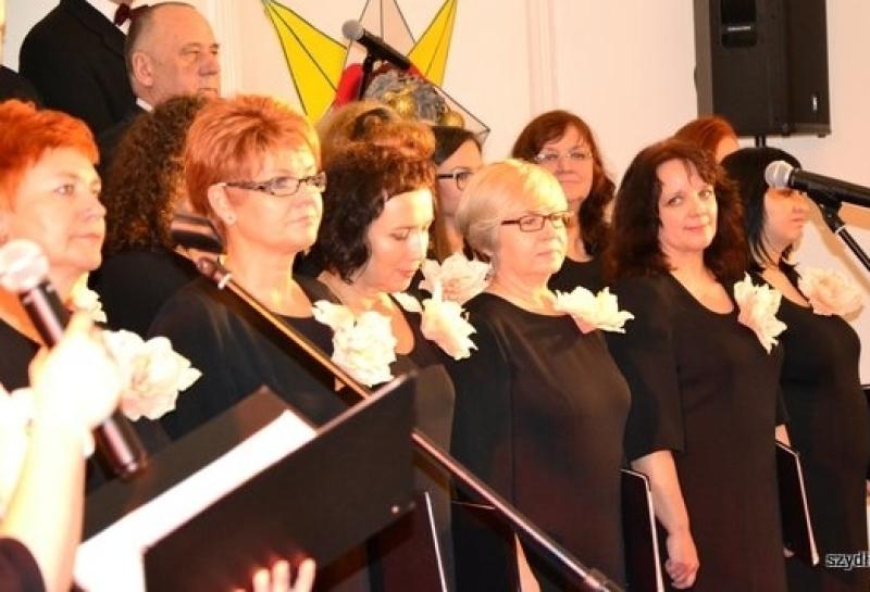 Kolędy i operetkowe arie