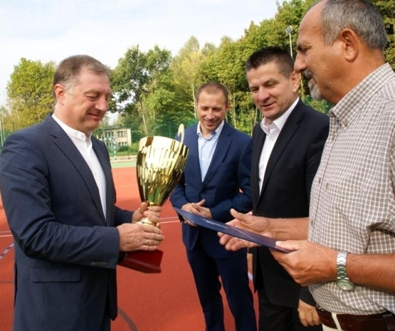 Puchar za sportowe osiągnięcia