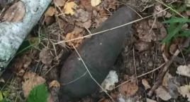 Granat moździerzowy odkryty w gminie Chlewiska. Inte…