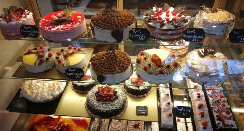 Lokalna Cafe - Kraina słodkości podbija Szklarską Porębę