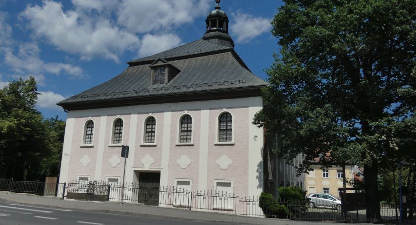 Kościół Najświętszego Serca Pana Jezusa w Sobieszowie