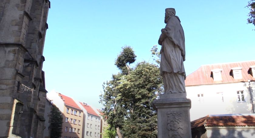 Pomnik św. Jana Nepomucena – Jelenia Góra