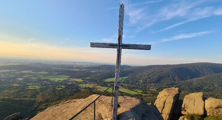 Frýdlantské cimbuří - Skalne mury nad Frydlandem