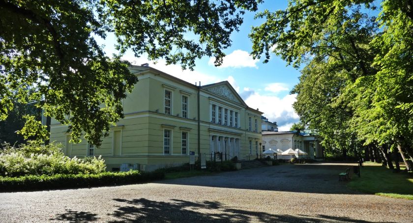 Galeria i Zdrojowy Teatr Animacji w Cieplicach