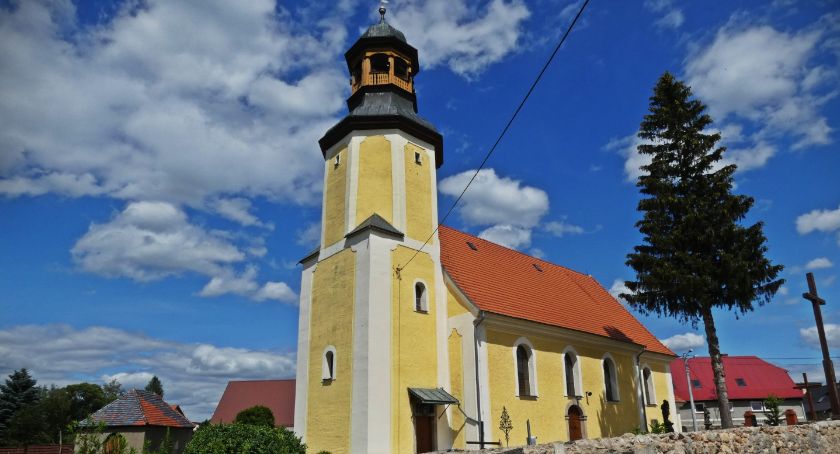 Kościół parafialny Trójcy Świętej w Podgórzynie