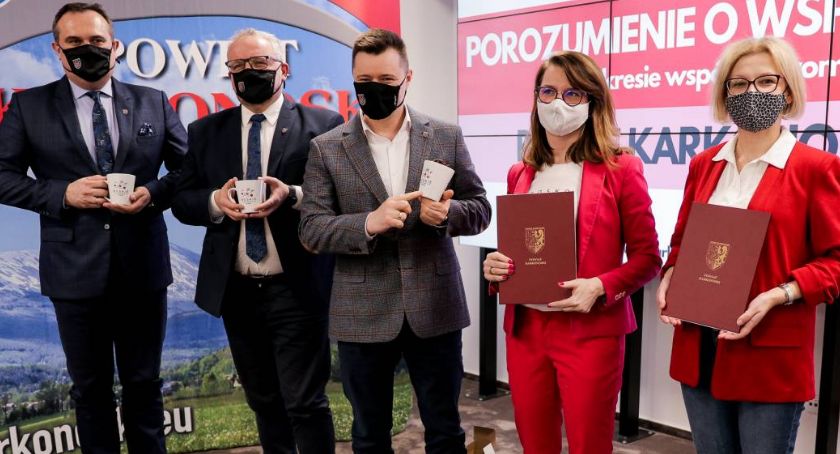Boskie Karkonoskie podpisały prozumienie o współpracy z powiatem