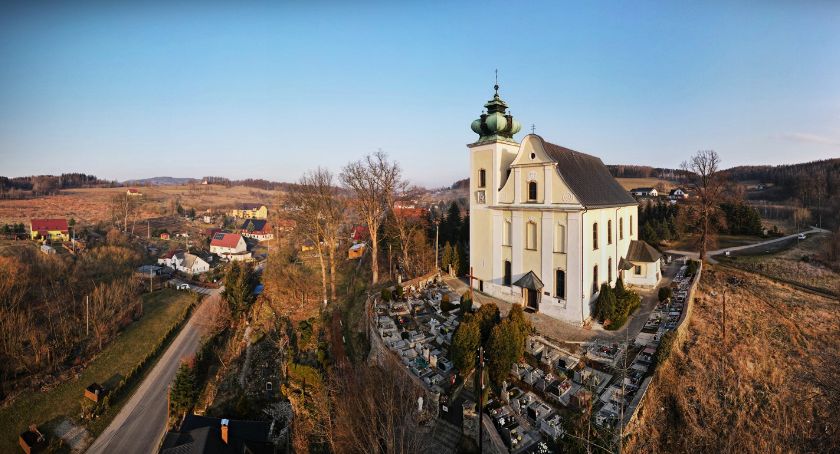 Kościół parafialny św. Barbary w Wojcieszycach