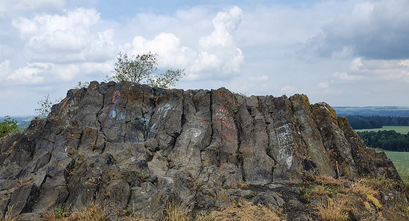 Czubatka - Piękna panorama z wygasłego wulkanu