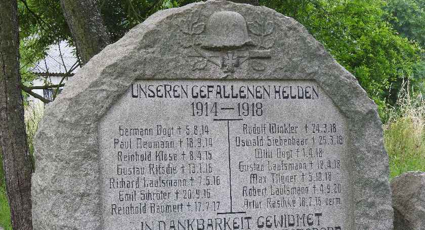 UNSEREN GEFALLENEN HELDEN - Pomnik w Nielestnie