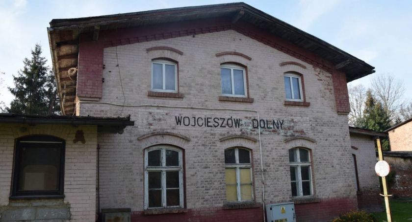 Nieczynna stacja kolejowa Wojcieszów Dolny - Kolej Doliny Kaczawy