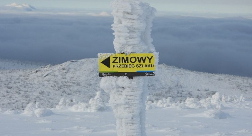 Szlaki w Karkonoszach zamknięte zimą