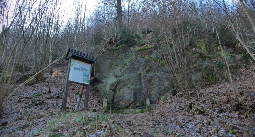 Źródełko Hipokrene – jedna z atrakcji dawnego Ogrodu Muz