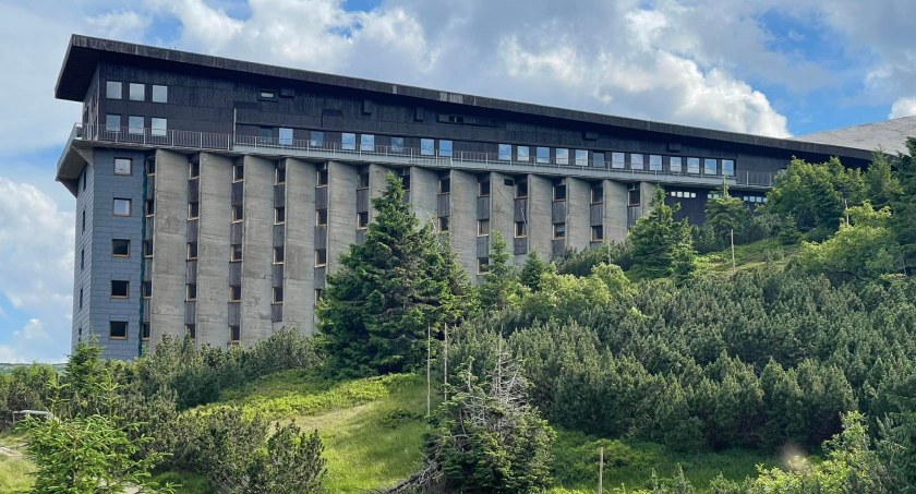 Labska Bouda - Górski hotel u źródeł Łaby
