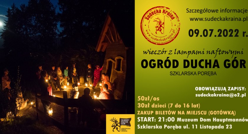 Spacer z Duchem i lampami