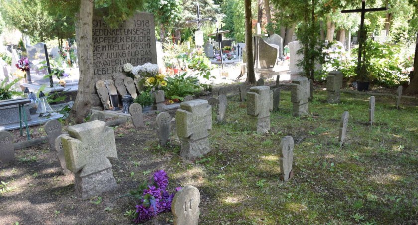 Kwatera żołnierzy na cmentarzu w Cieplicach - Polskie ślady I wojny światowej