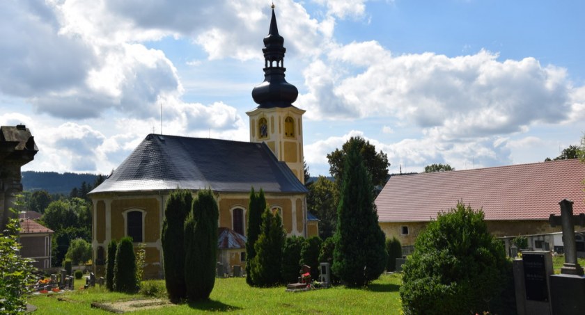 Kościół Świętej Trójcy - Jindřichovice pod Smrkem