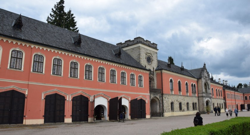 Zamek Sychrov - Mała Francja w Czechach