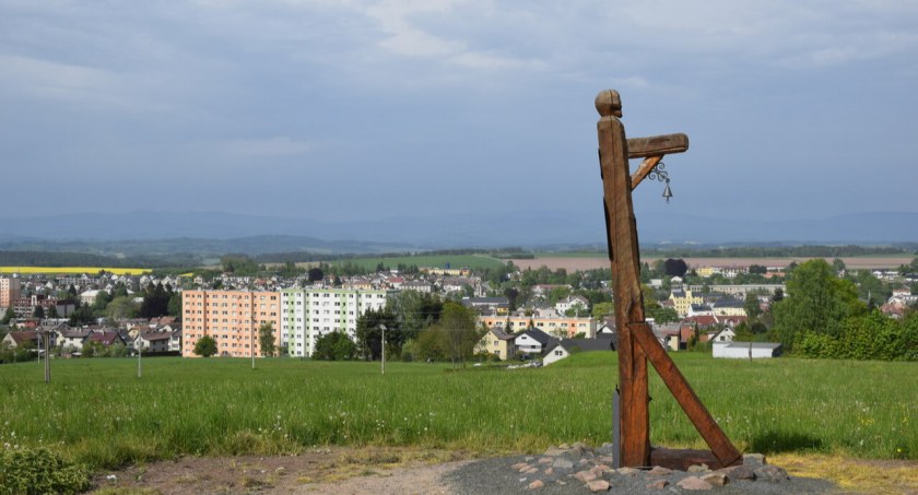 Śladami dawnej sprawiedliwości - szubienica w Lomnicy nad Popelkou
