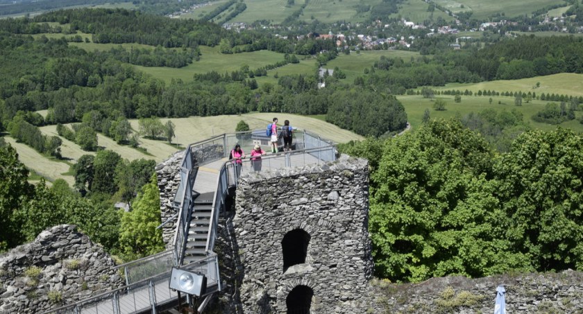 Zamek Tolštejn  - Ruiny z pięknymi widokami