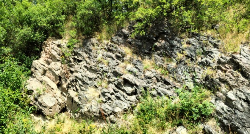 Lawy poduszkowe w Bolkowie - unikalna geologiczna ciekawostka