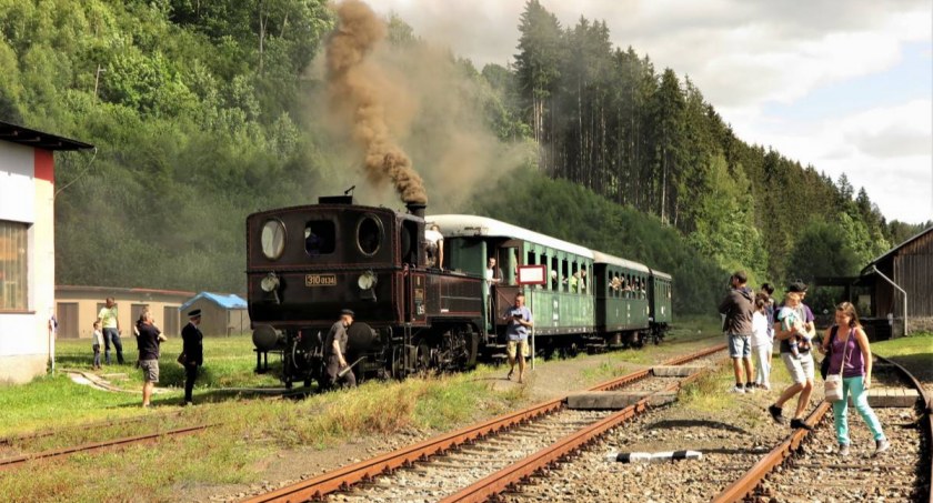 Pociągiem pod parą przez Czeski Raj