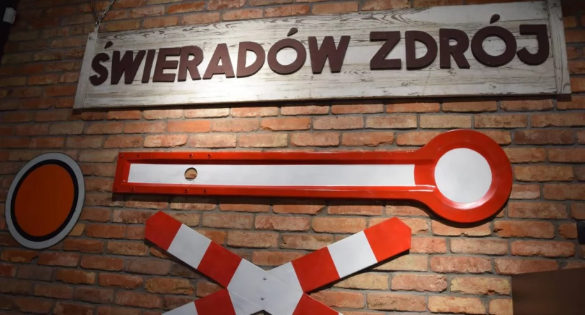 Pierwszy pociag do Świeradowa Zdroju