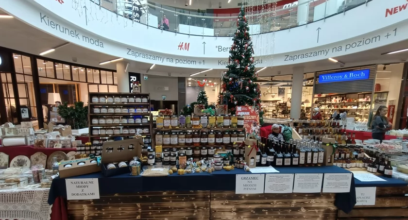  Jarmark Świąteczny ruszył w Nowym Rynku