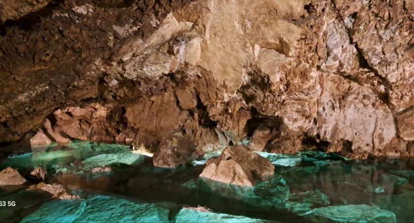 Bozkovskie jaskinie dolomitowe. Piękno natury ukryte pod ziemią