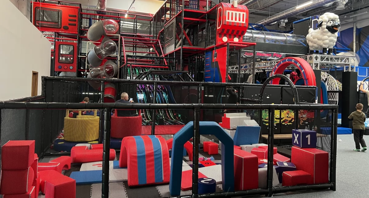 Jump Heaven zaprasza podczas ferii. Atrakcyjne ceny w parku trampolin