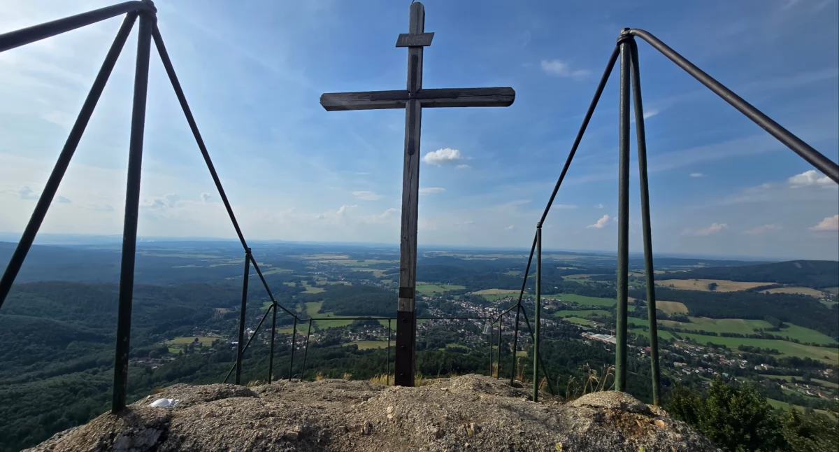 Ořešník (Orzesznik) – wybitny punkt widokowy ale z dramatyczną historią