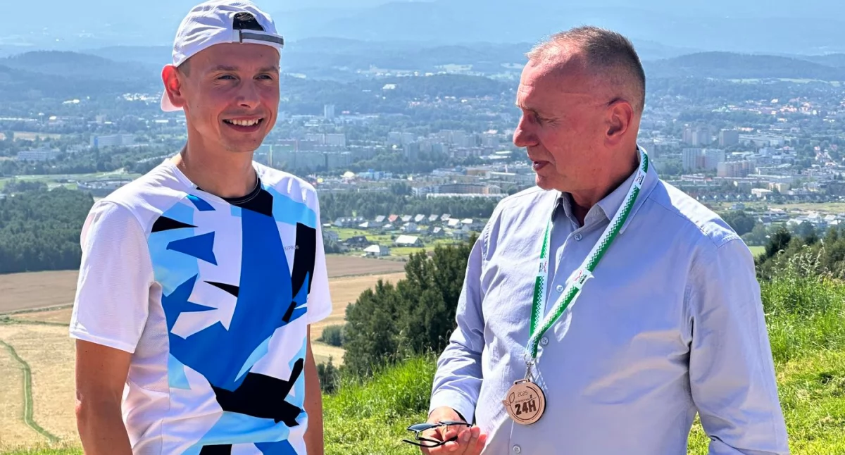 Piotr Kamiński zdobywa Górę Szybowcową dla dzieci z domów dziecka