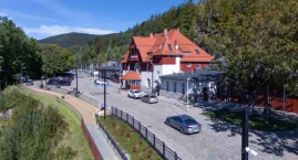 Dworzec w sercu Karkonoszy walczy o światowe uznanie