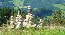 Kamienne wieżyczki w Karkonoszach. Głupia moda, któr&hellip;