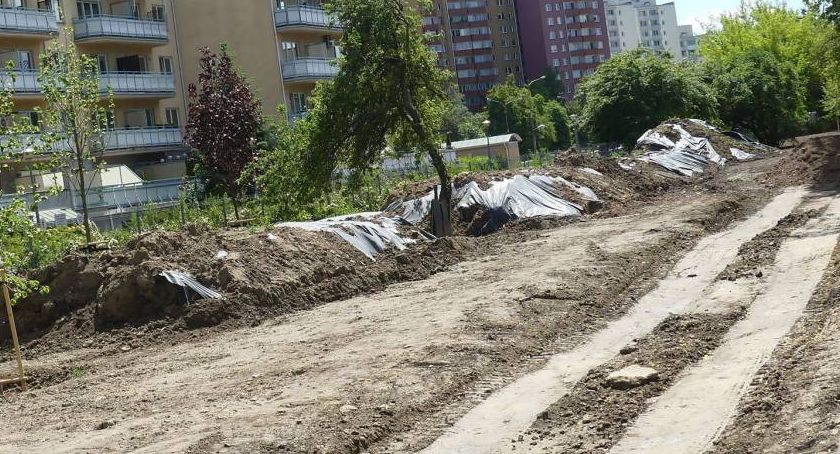 Park Szczęśliwicki - z wywozem ziemi jeszcze poczekamy