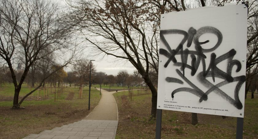 Park Zachodni - wandale obsikują teren