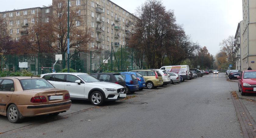 Na Dorotowskiej tragedia zamienia się w mały kłopot